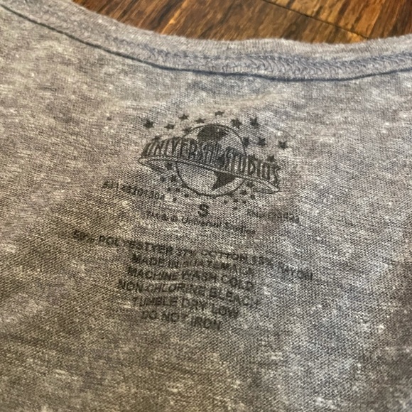 Universal studios 🎢 hi-low razor back tank - Picture 2 of 3